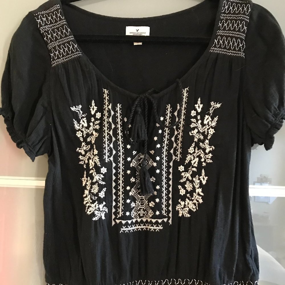 American Eagle black 100% cotton top shirt